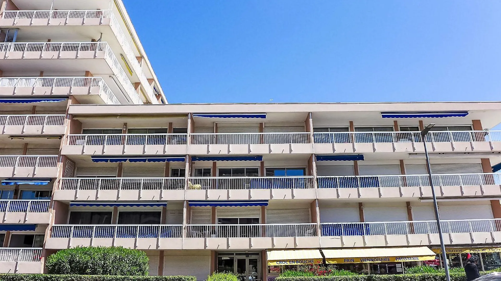 Apartment Le Mediterranee-4 By Interhome Frejus France
