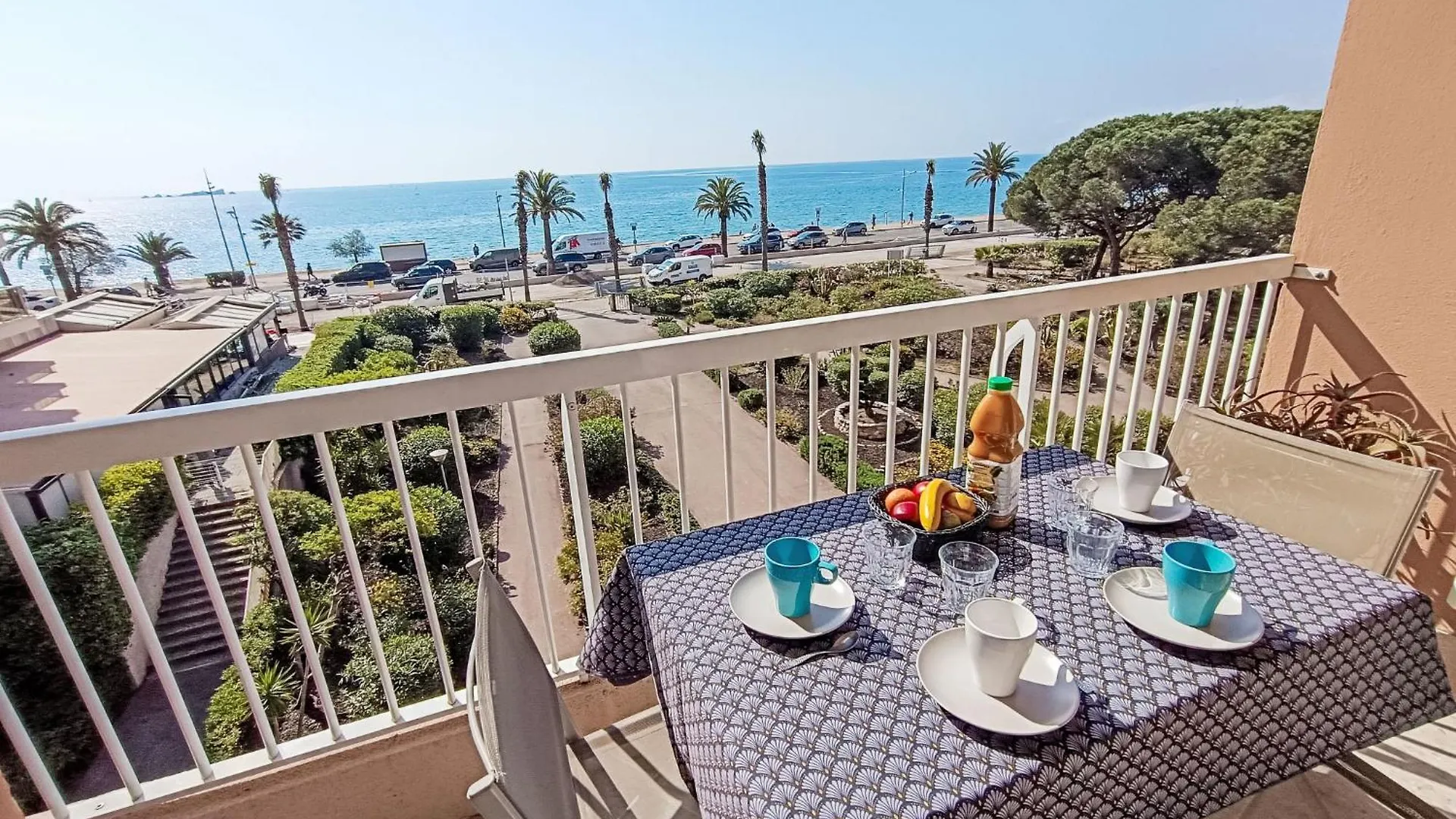 Apartment Le Mediterranee-4 By Interhome Frejus
